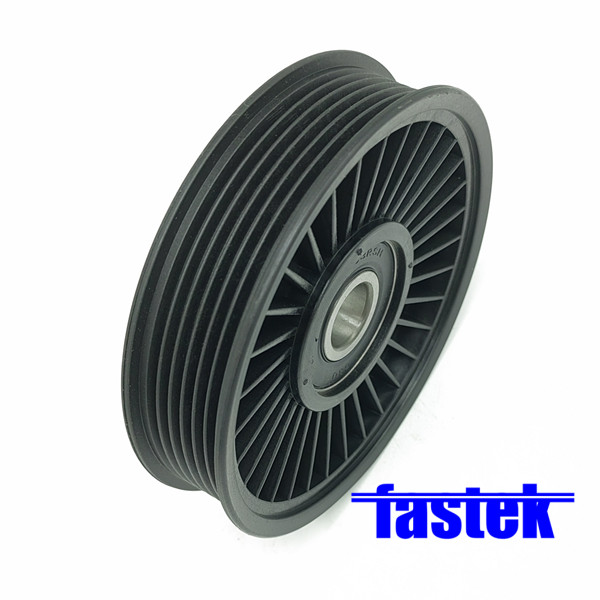 John Deere Marine Auxiliary guide pulley, RE537940